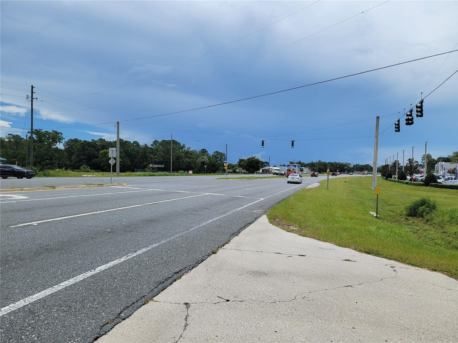 11580 Se Us Highway 441 Property Photo 6