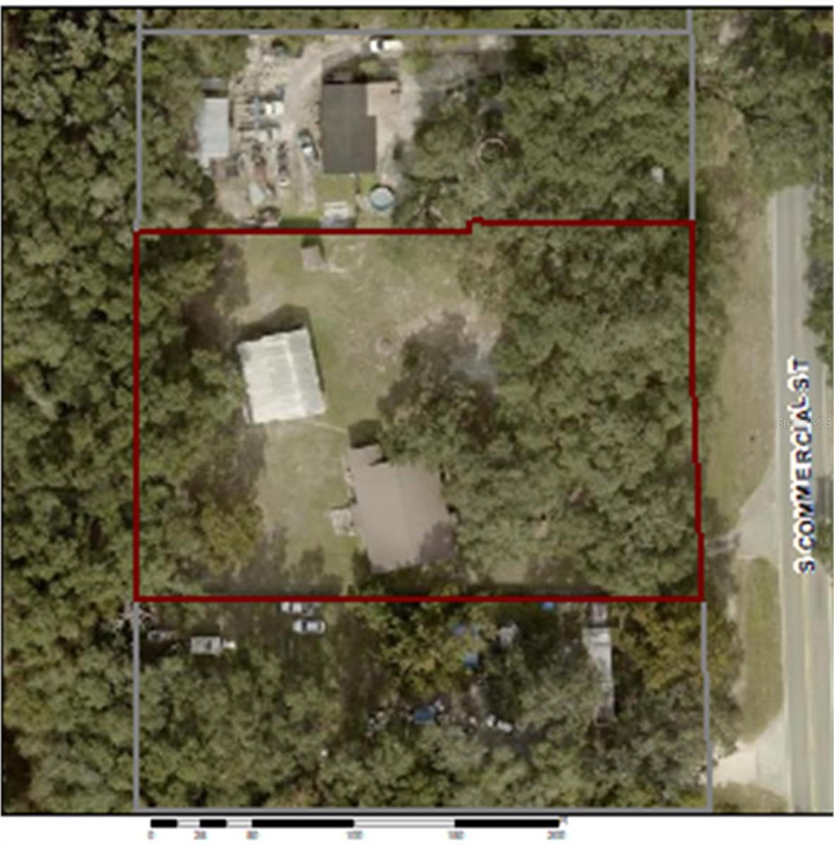 136 S Commercial St Property Photo 3