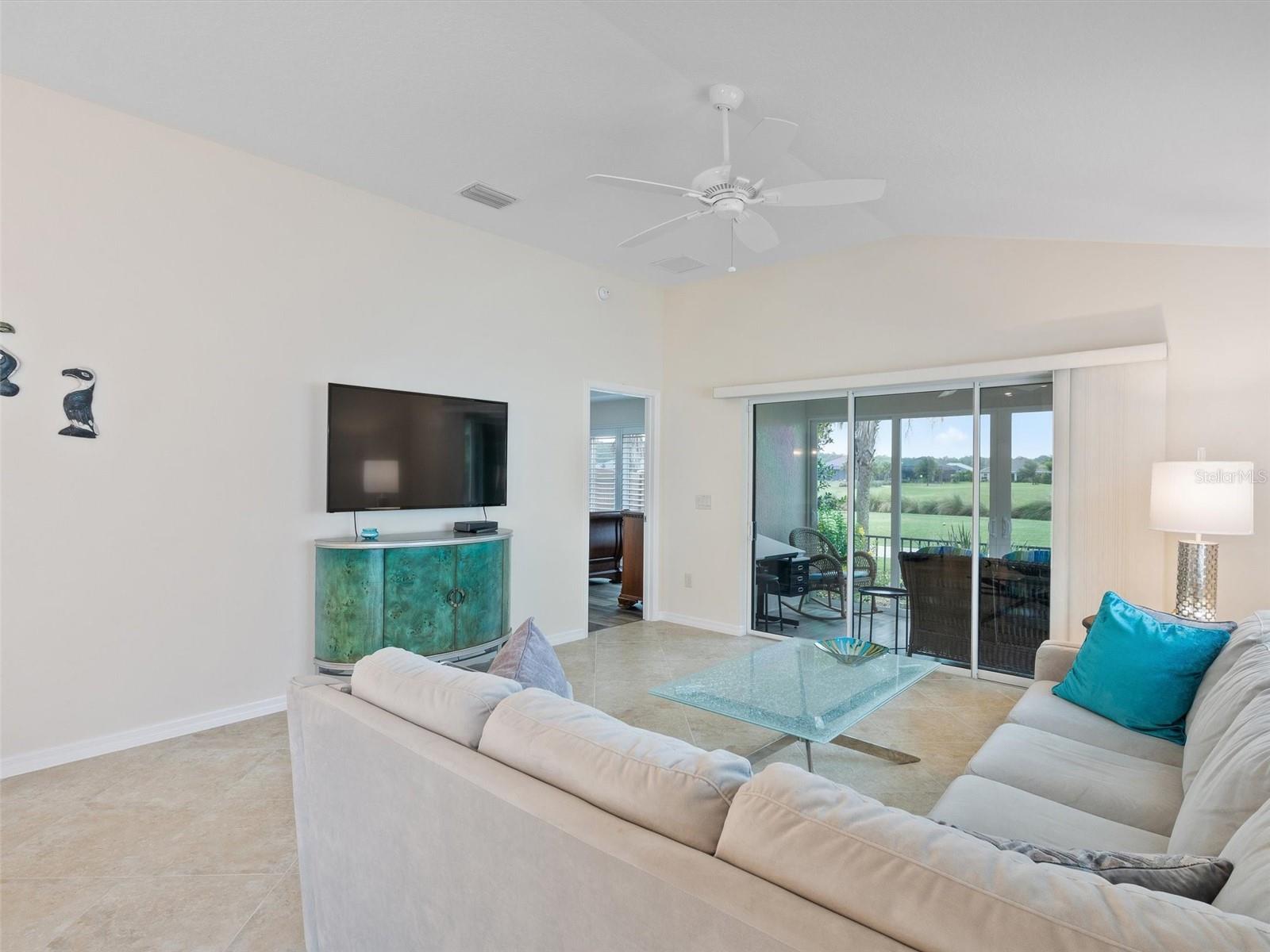 6032 Neilson Court Property Photo 27