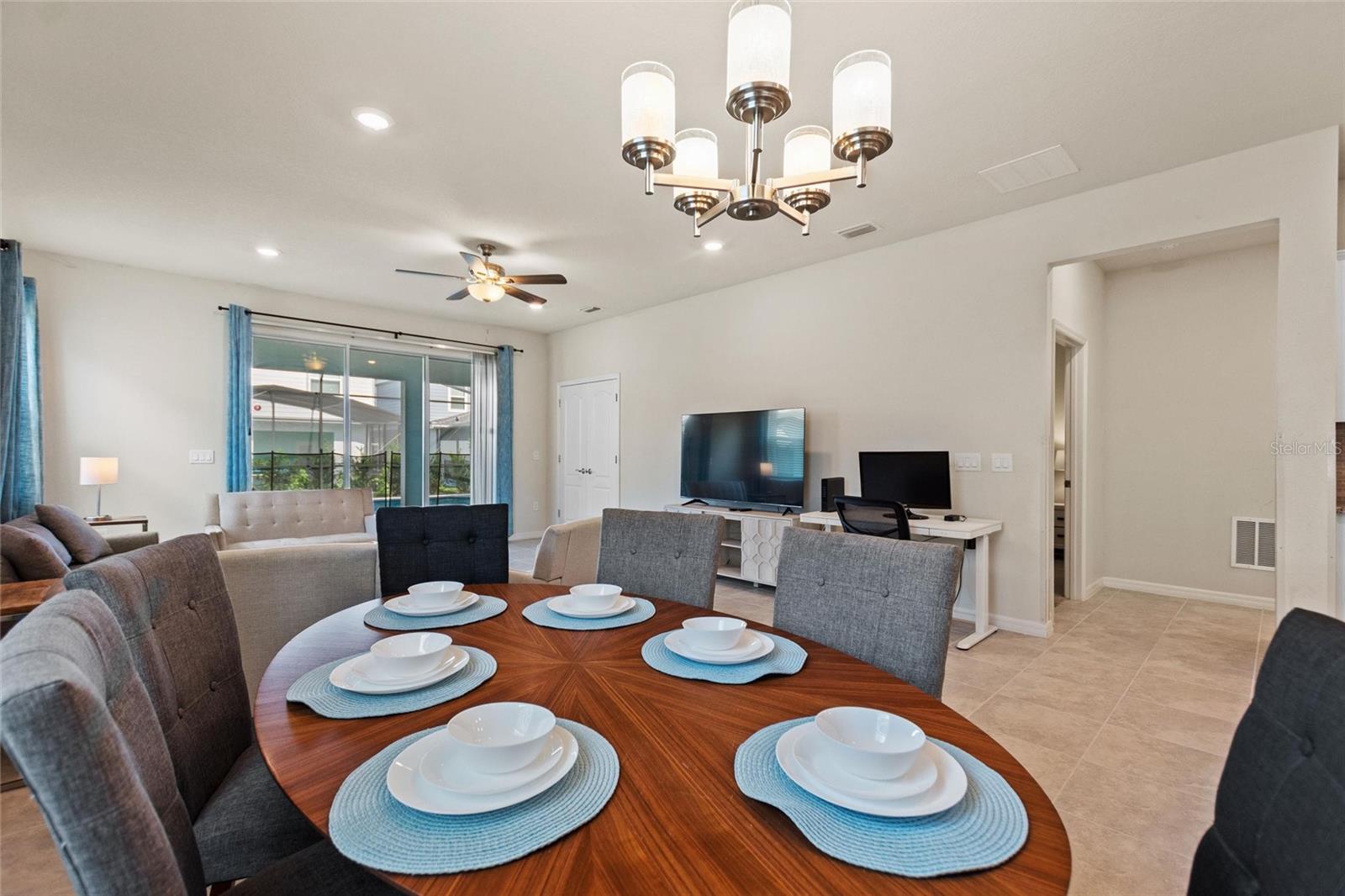 7380 Oakmoss Loop Property Photo 12