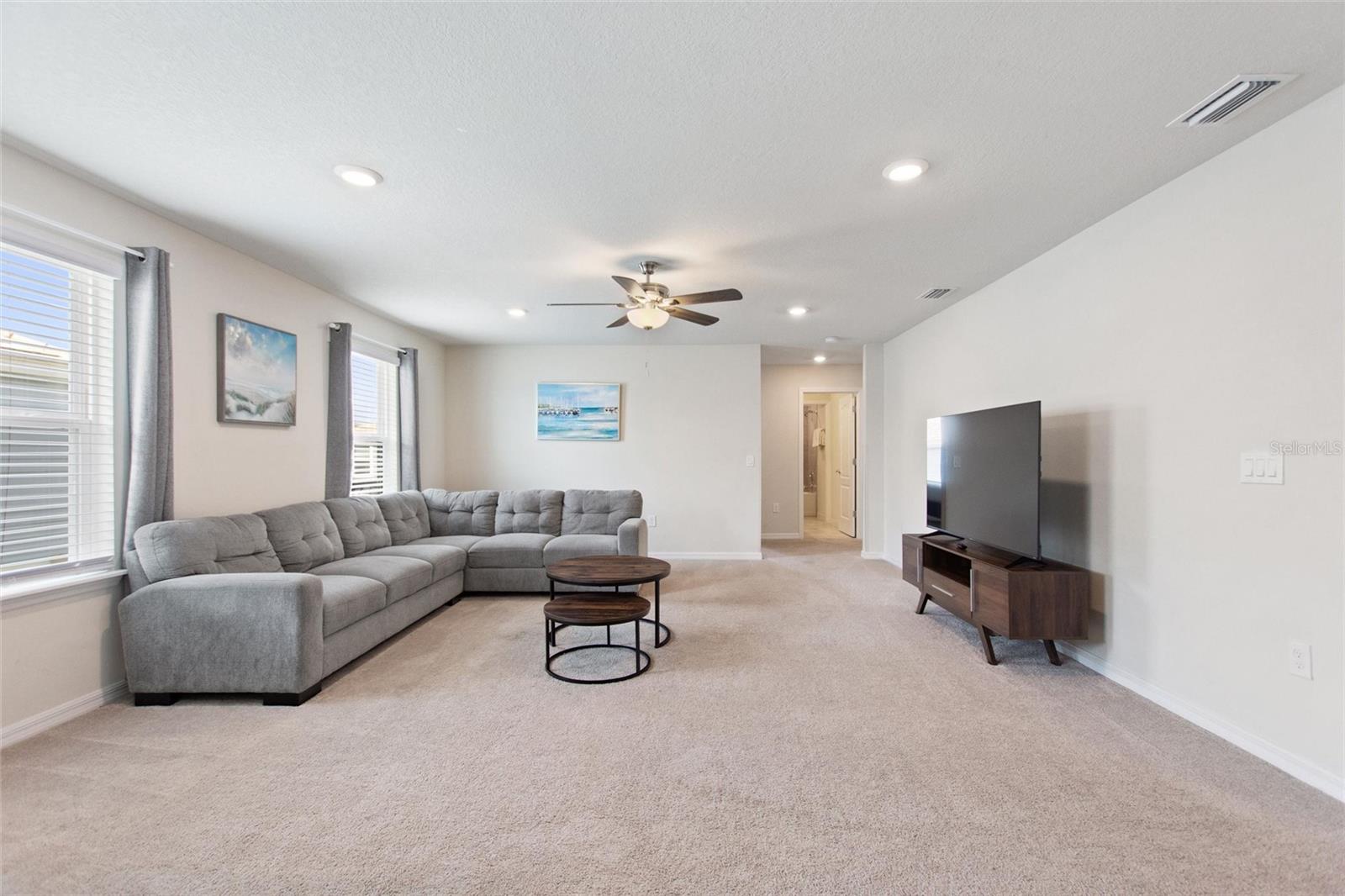 7380 Oakmoss Loop Property Photo 21