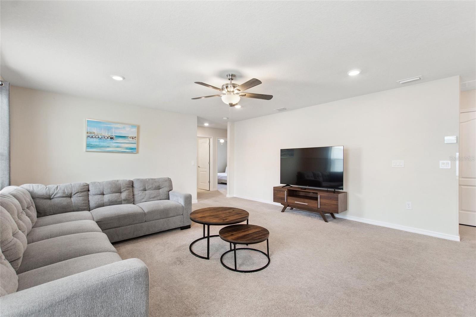 7380 Oakmoss Loop Property Photo 22