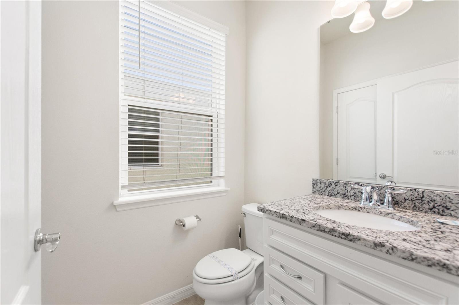 7380 Oakmoss Loop Property Photo 47