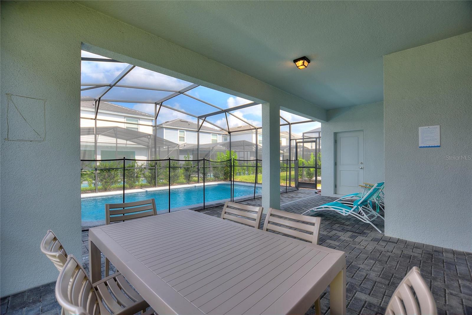 7380 Oakmoss Loop Property Photo 48
