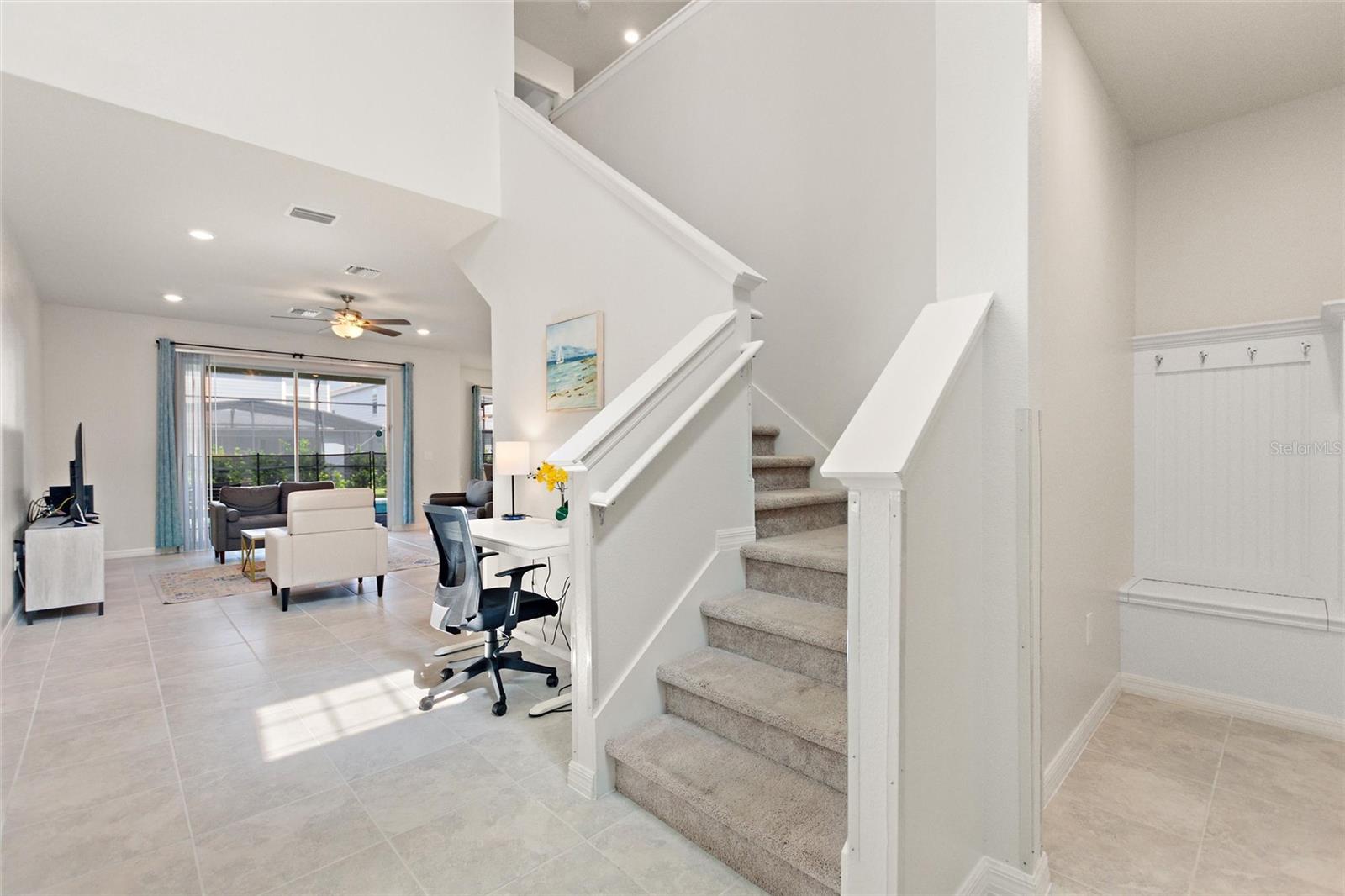 7384 Oakmoss Loop Property Photo 4