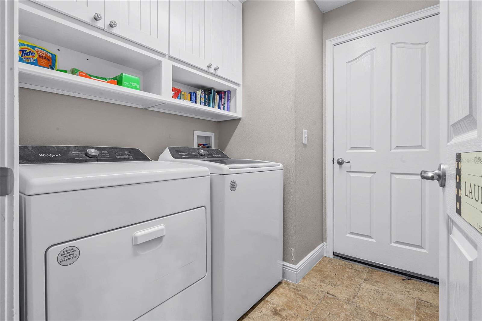 10120 Lakeshore Dr Property Photo 28