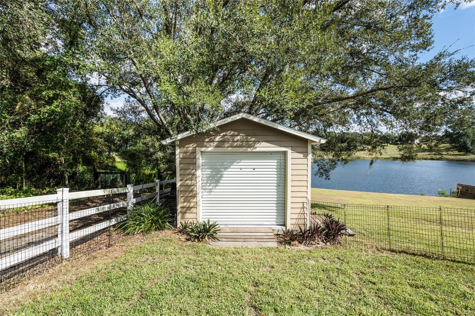 10120 Lakeshore Dr Property Photo 34