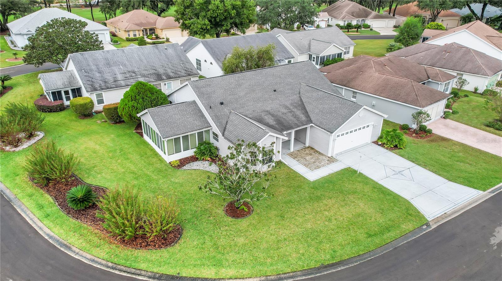 1232 Cabella Circle Property Photo 5