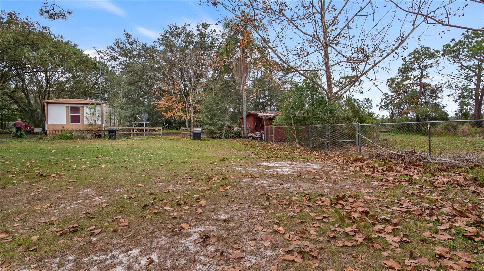 3907 Soto Rd Property Photo 3