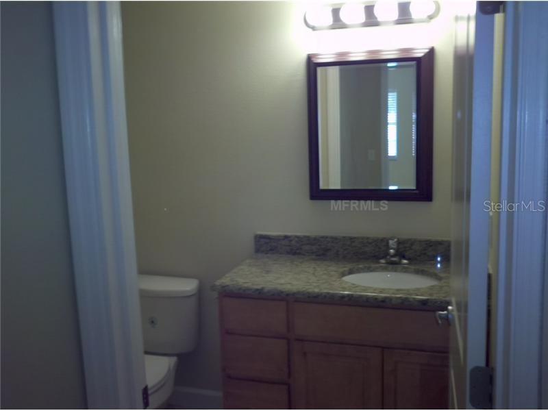 829 E Wildmere Ave Property Photo 11