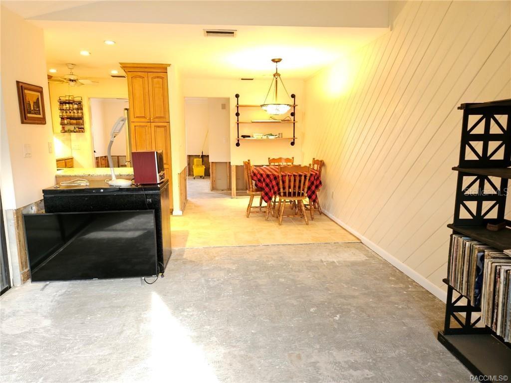 11684 W Sunnybrook Ct Property Photo 16