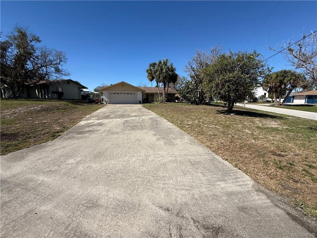 11684 W Sunnybrook Ct Property Photo 26
