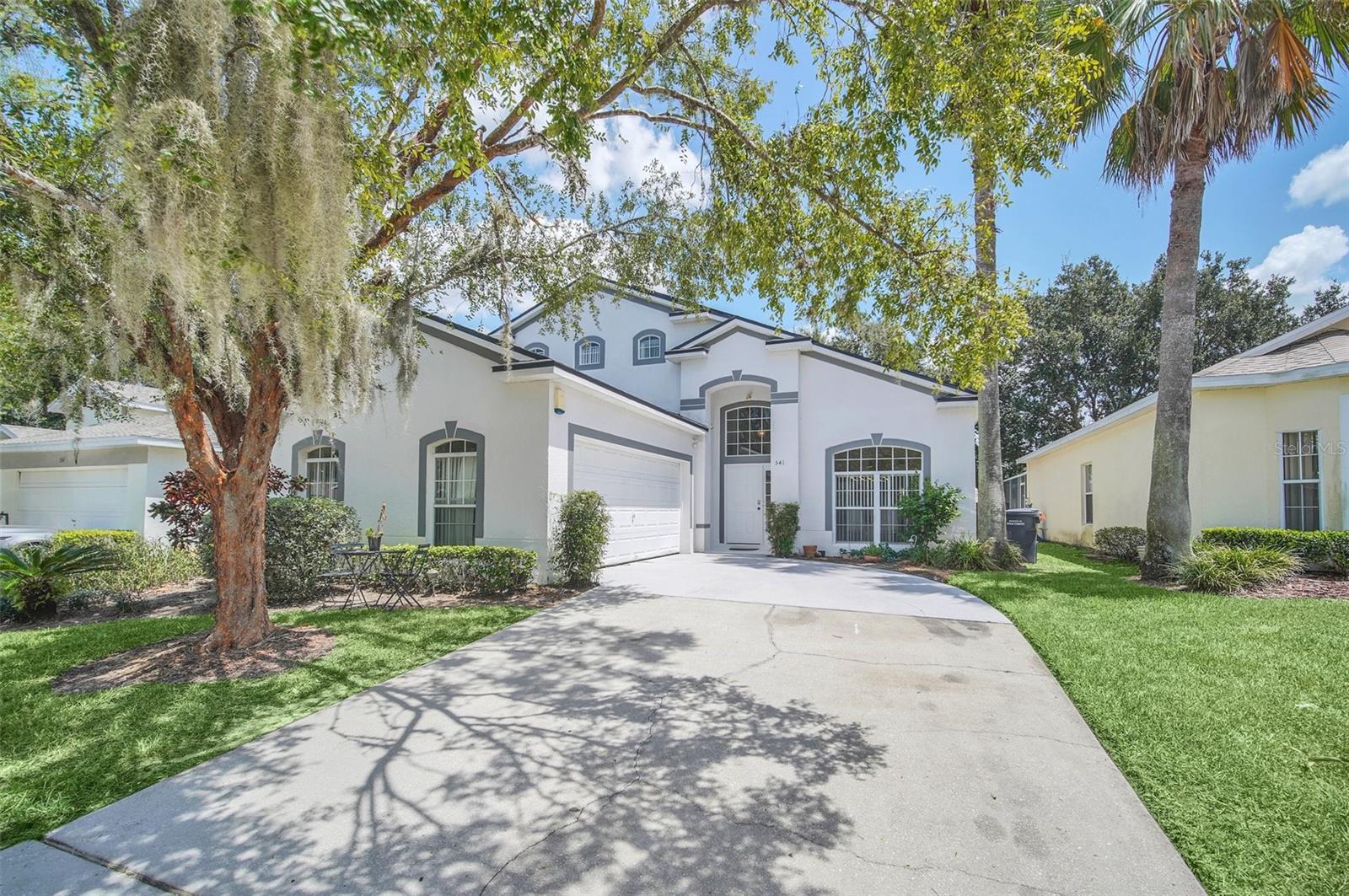 541 Castlemain Cir Property Photo 1