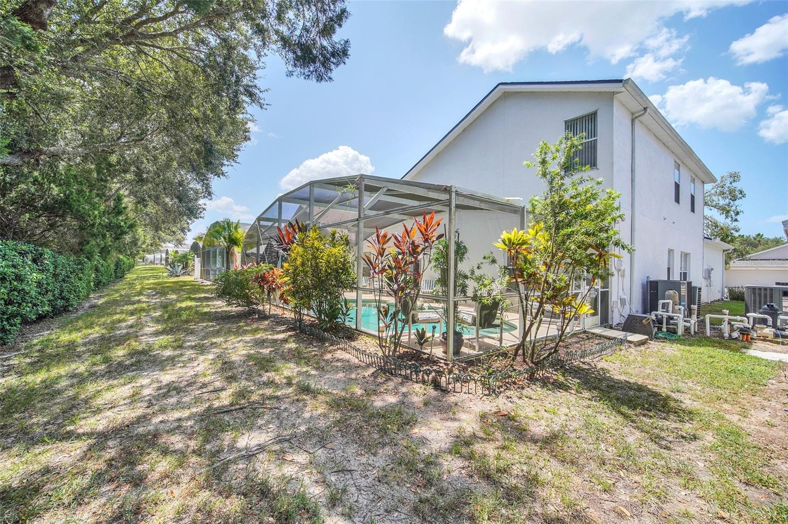 541 Castlemain Cir Property Photo 29