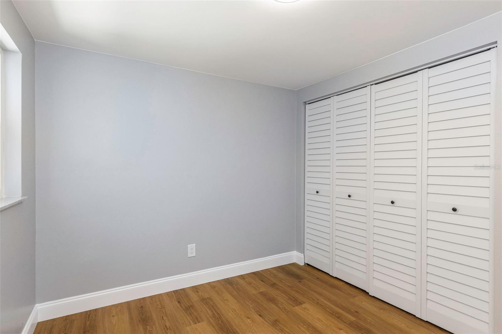 1004 Greenleaf Way Property Photo 28