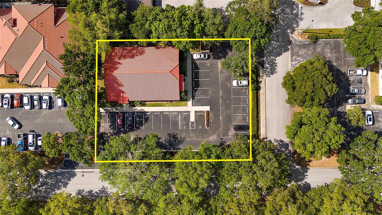 700 Doctors Ct Property Photo 22