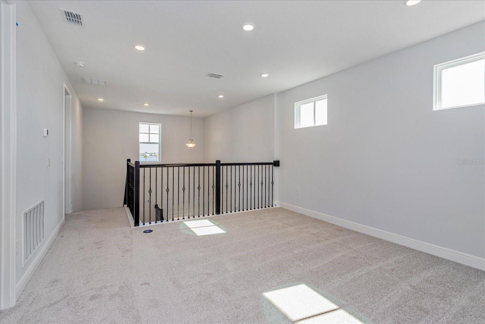 10125 Gobat Aly Property Photo 19