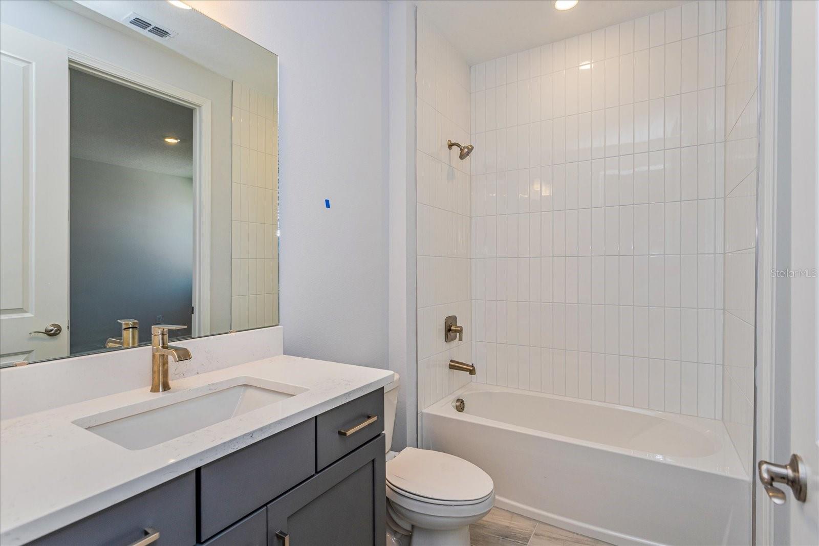 10125 Gobat Aly Property Photo 27