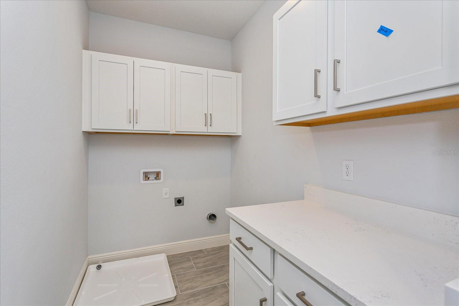 10125 Gobat Aly Property Photo 28