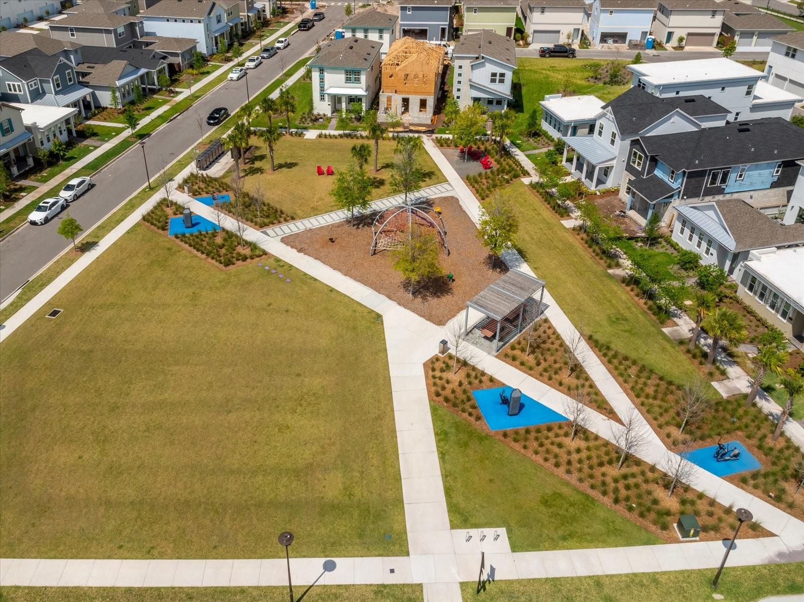 10125 Gobat Aly Property Photo 32
