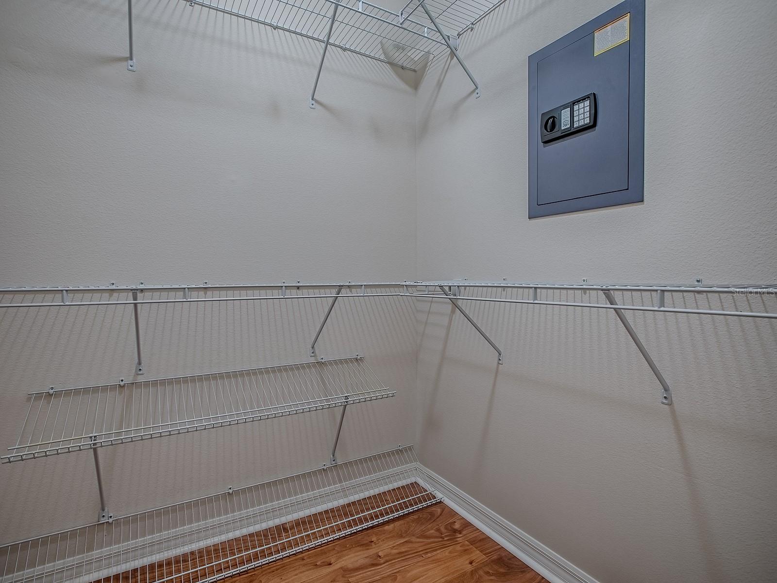 1751 Ashwood Run Property Photo 31
