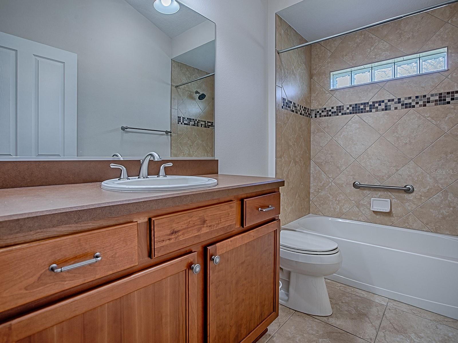 1751 Ashwood Run Property Photo 34