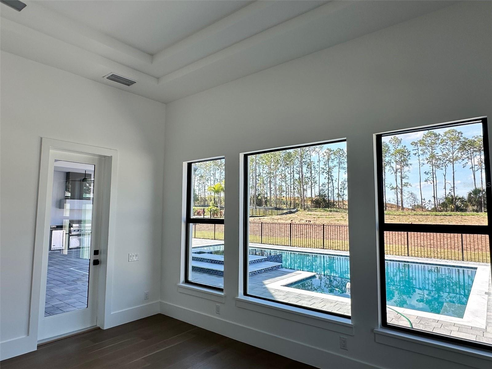 16122 Pendio Dr Property Photo 24