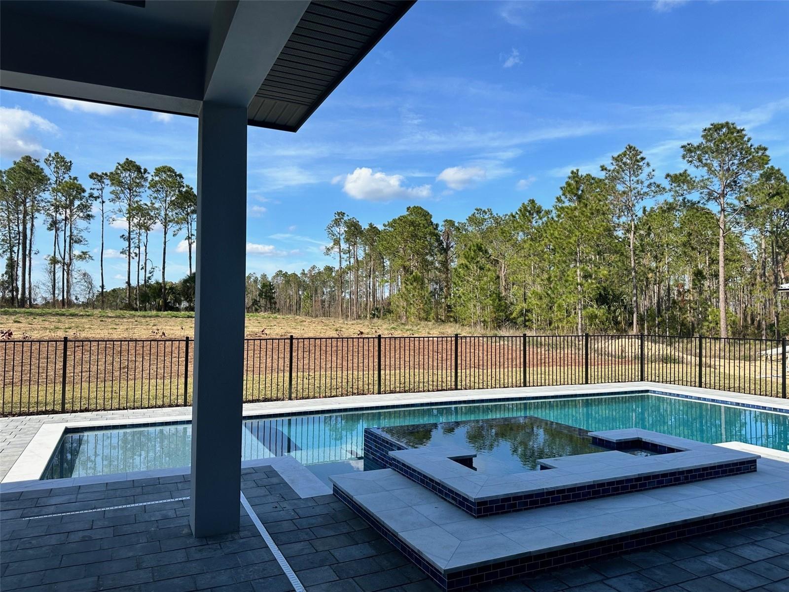 16122 Pendio Dr Property Photo 39