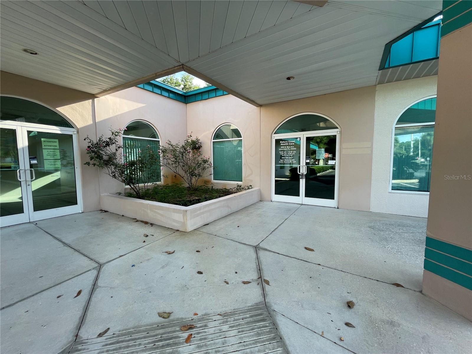 820 S Bea Ave Property Photo 7