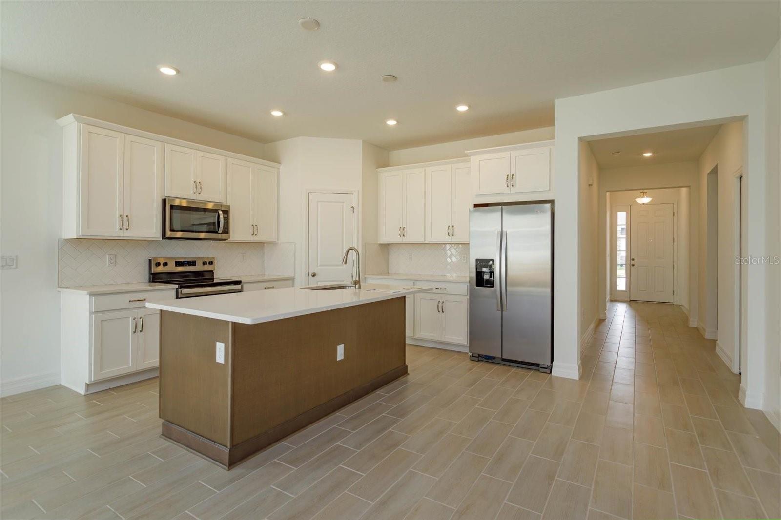 5807 Wallis Ln Property Photo 6