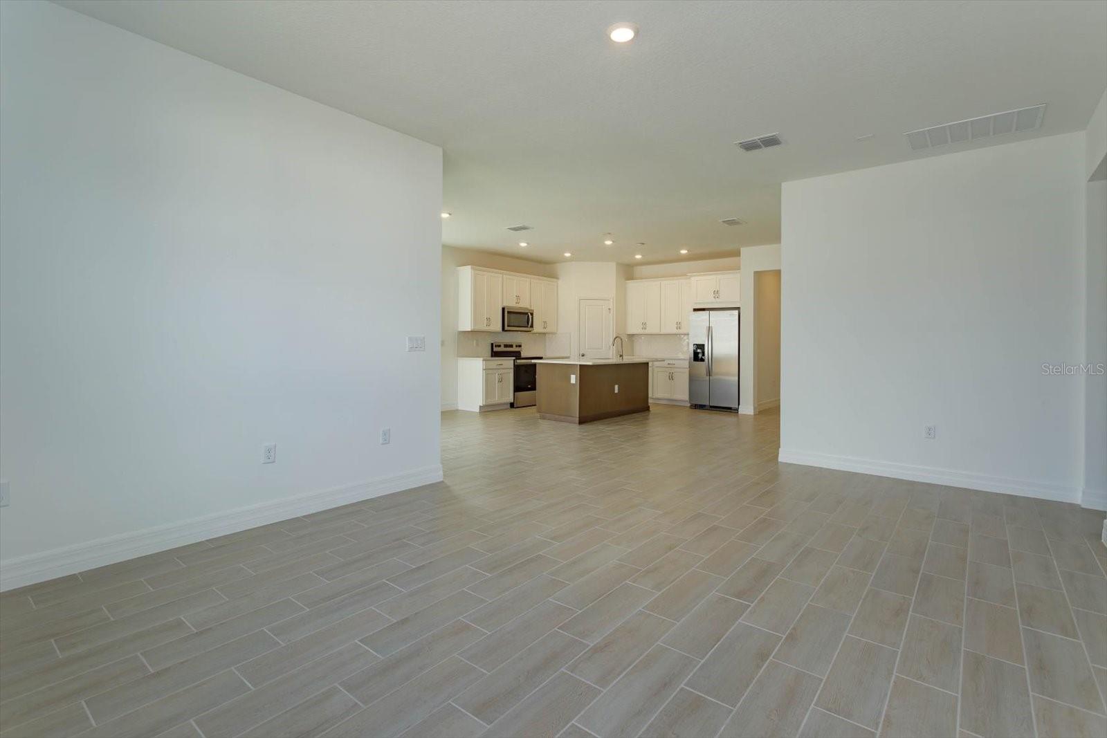 5807 Wallis Ln Property Photo 14
