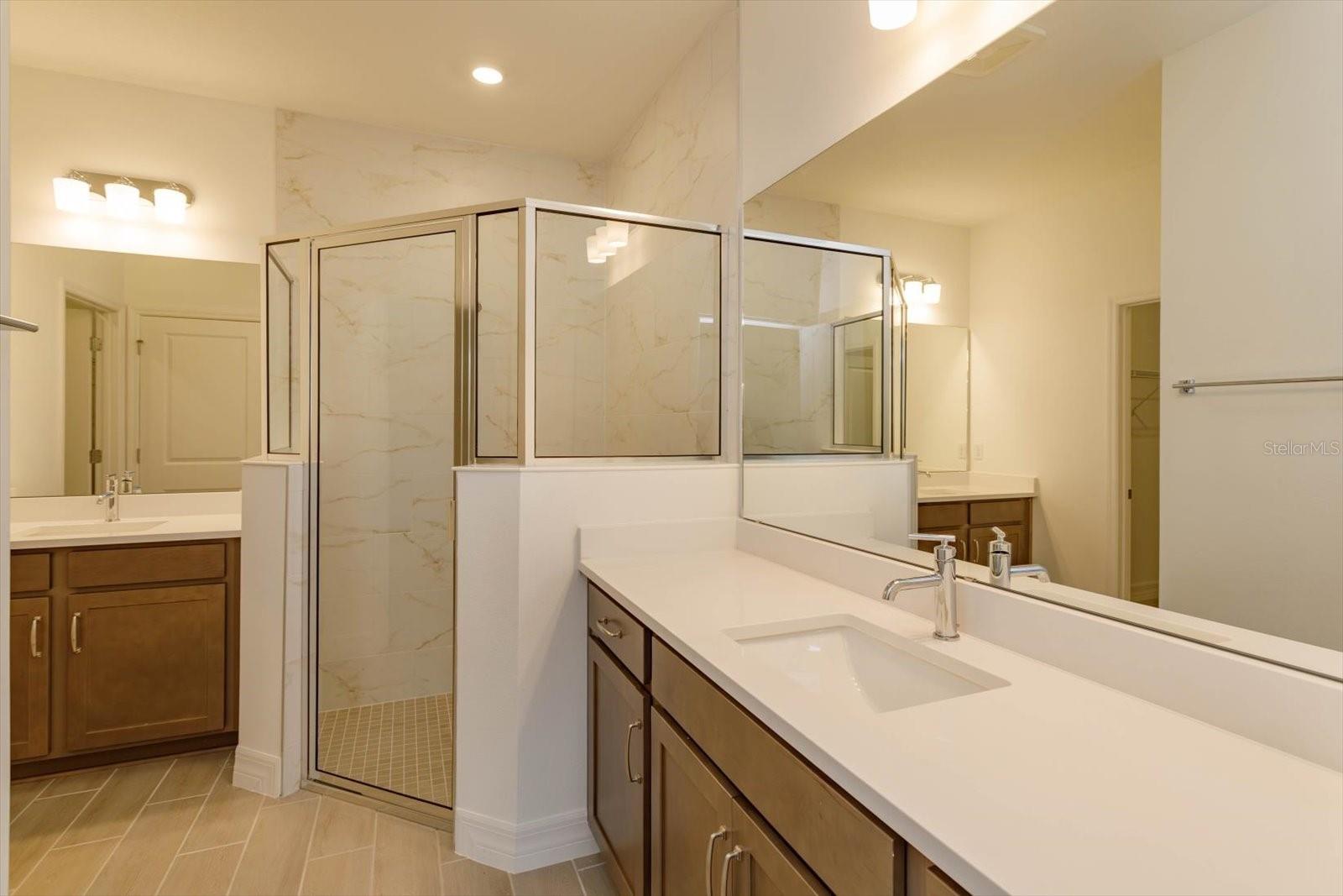 5807 Wallis Ln Property Photo 16