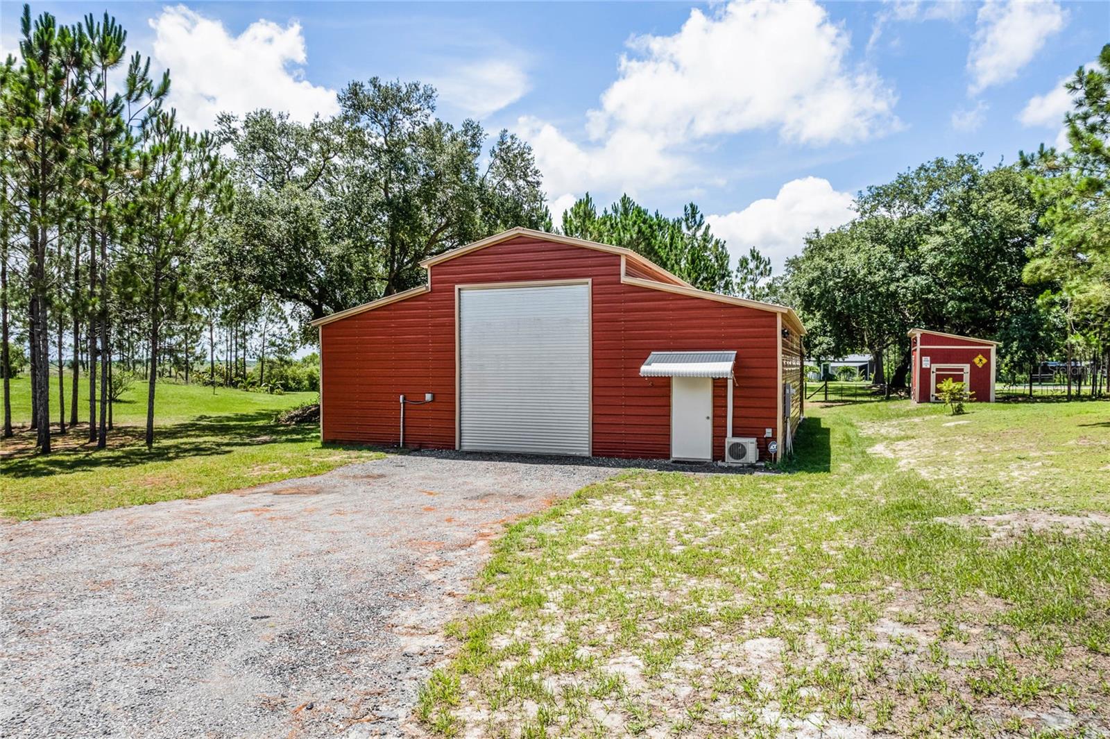 13910 Max Hooks Rd Property Photo 4