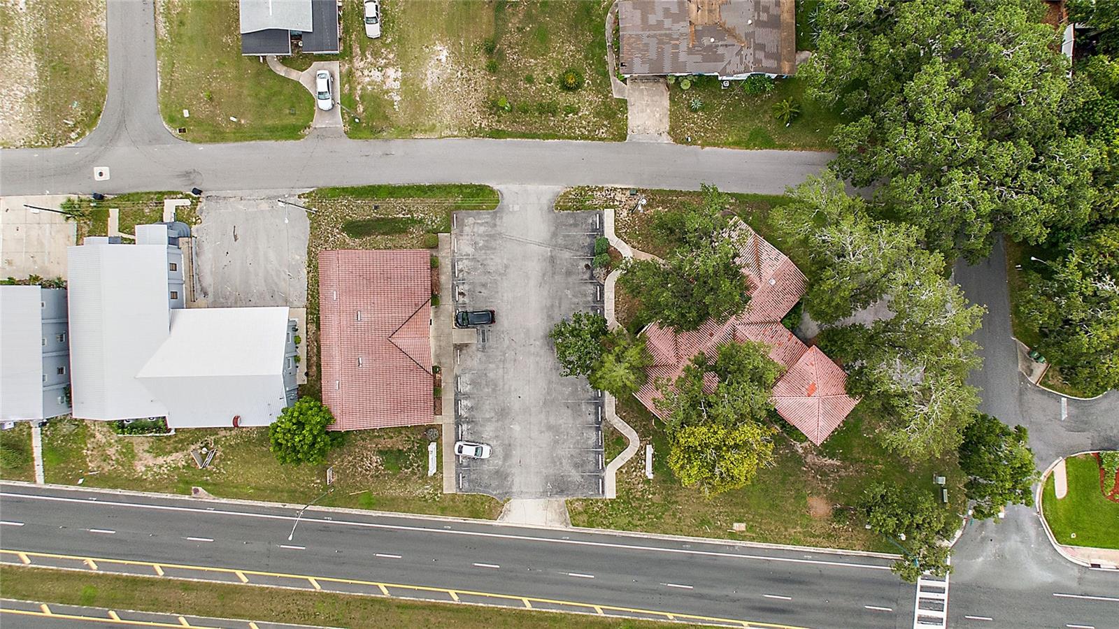 1020 & 1014 E North ( Us Hwy 441) Blvd Property Photo 17