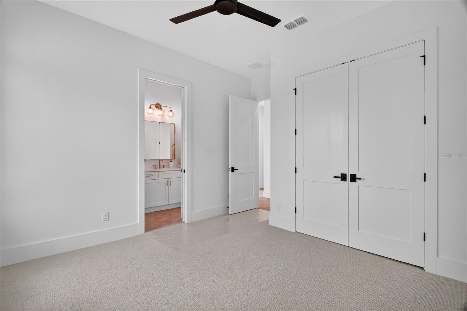 576 Casey Loop Property Photo 28