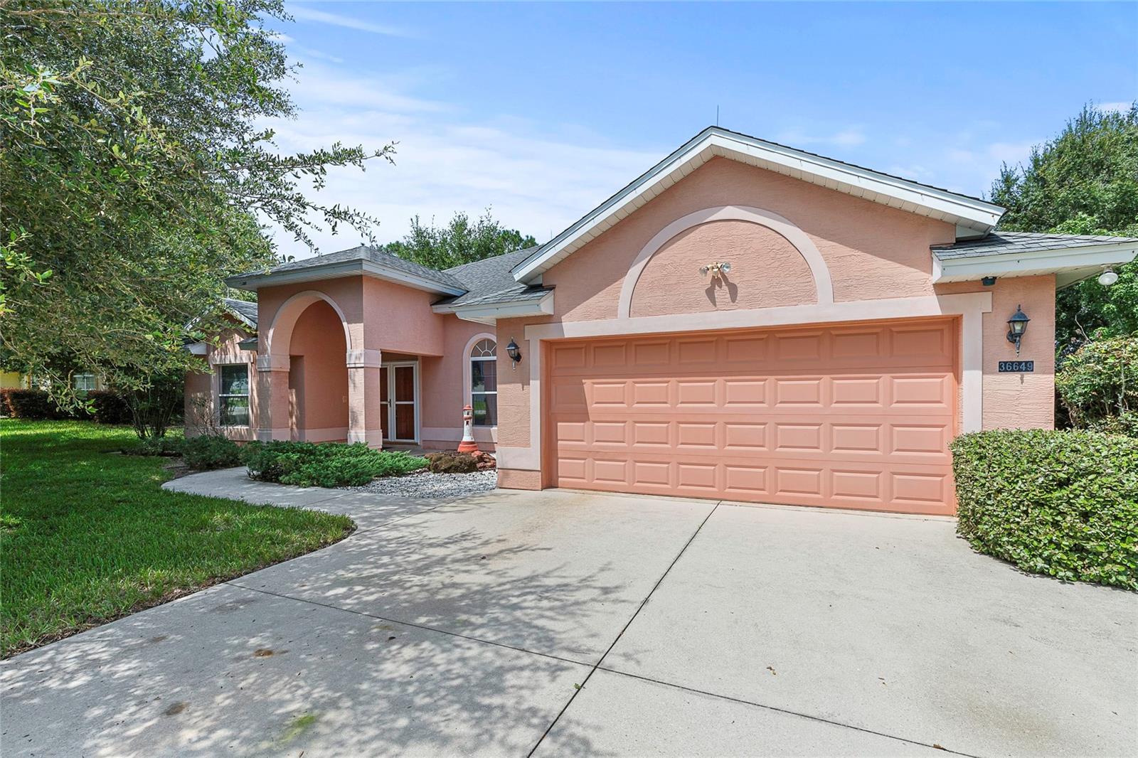 36649 Sundance Dr Property Photo 1