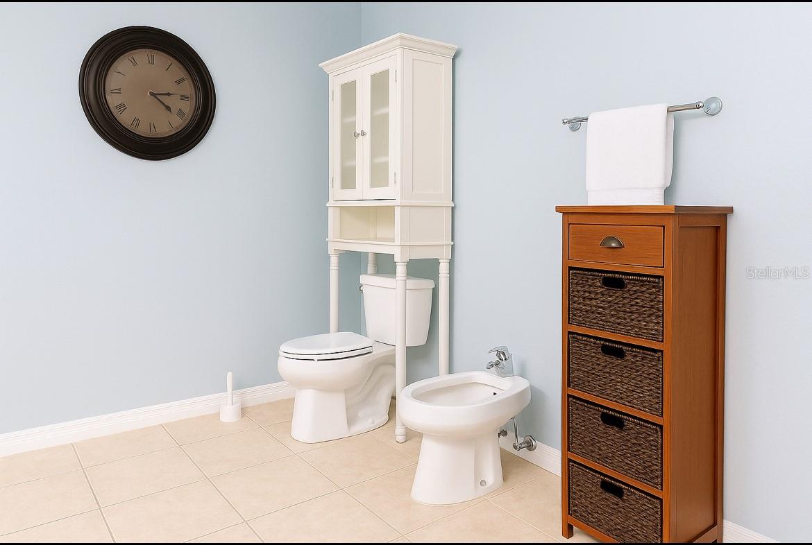 119 Crescent Moon Dr Property Photo 15