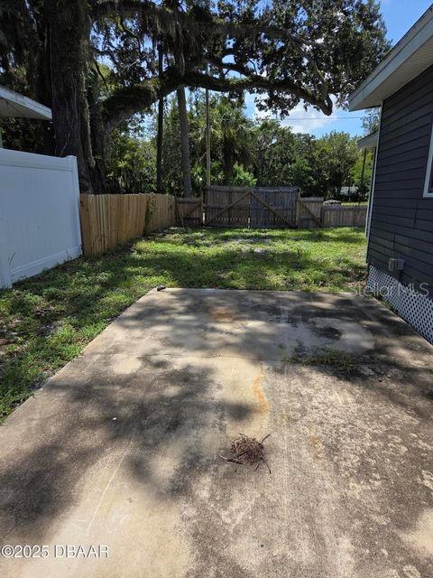 339 Maple St Property Photo 25