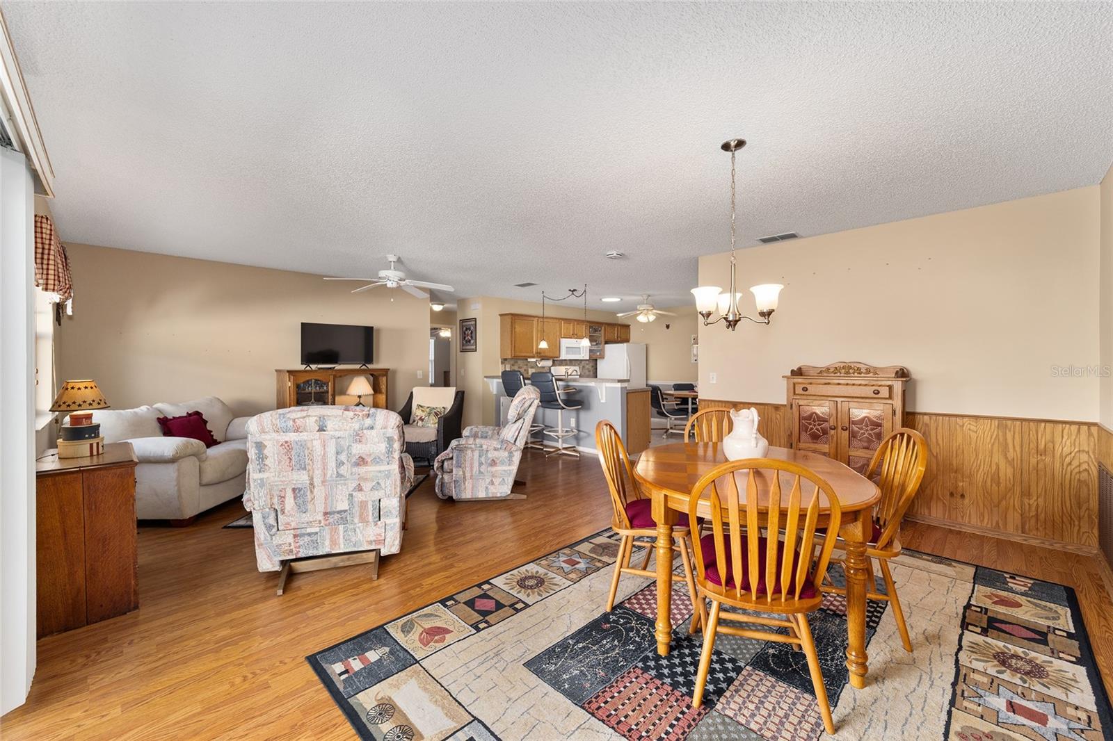 2907 Barboza Dr Property Photo 12