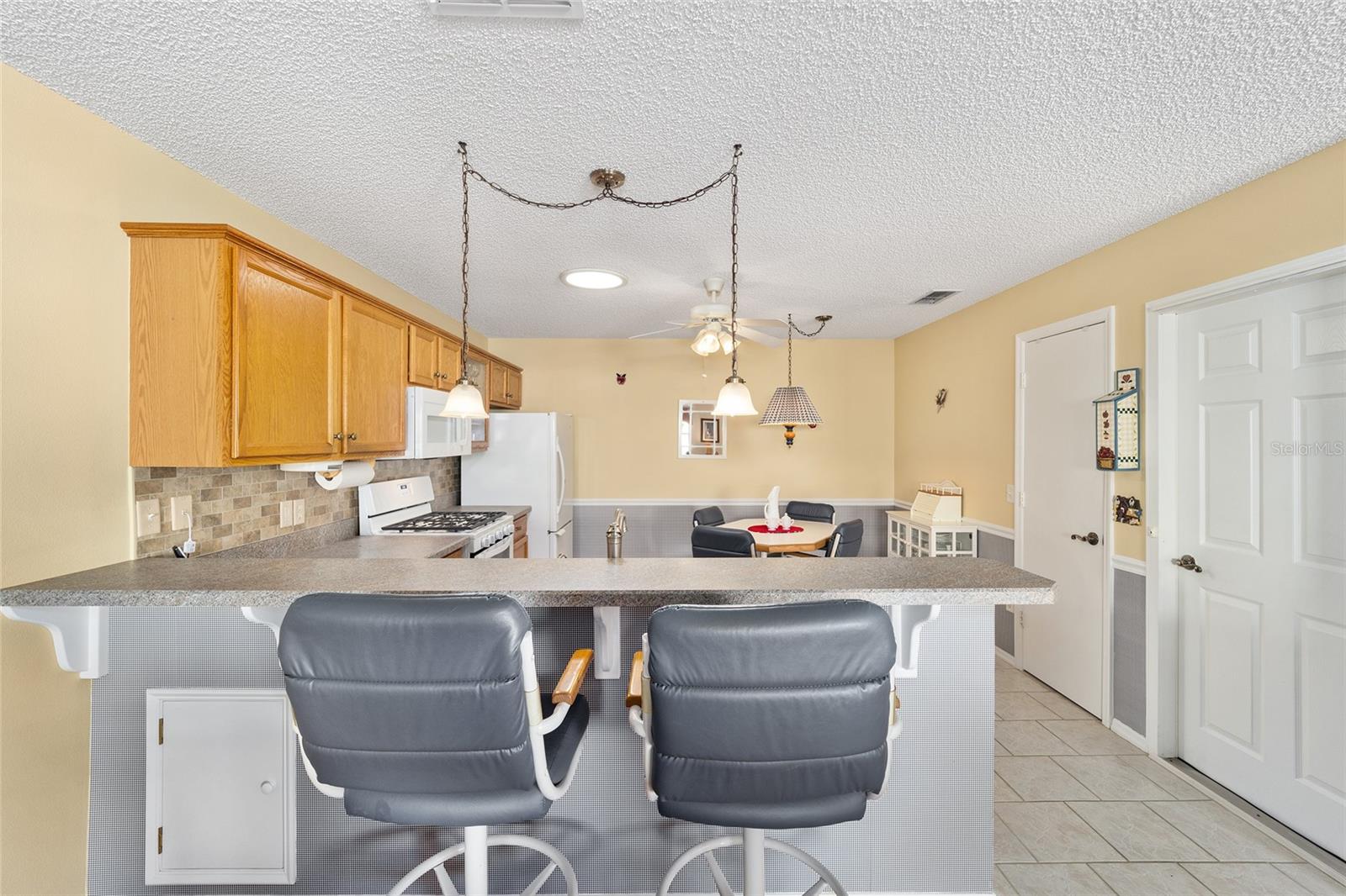 2907 Barboza Dr Property Photo 18