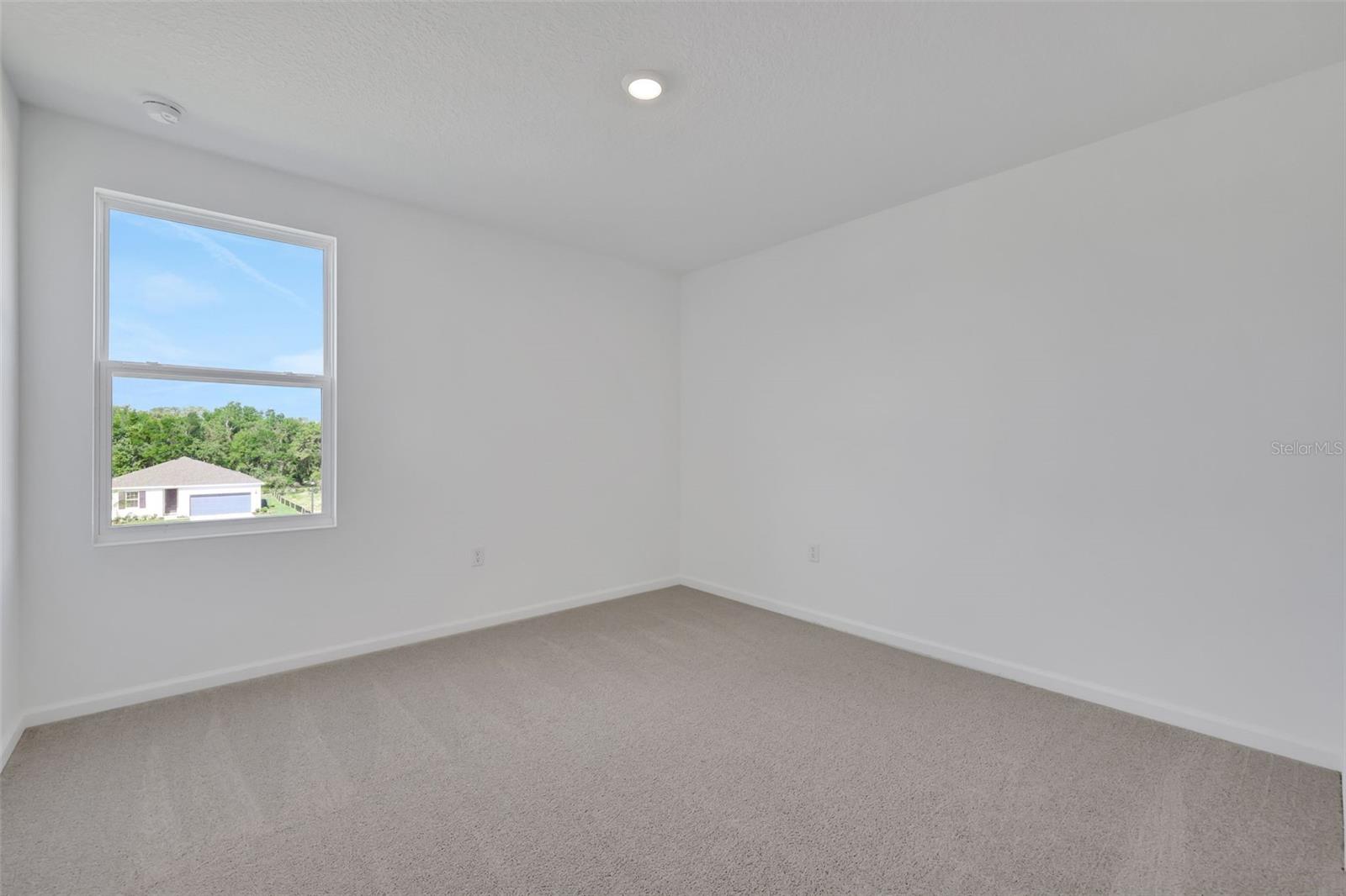 2833 Supermarine Rd Property Photo 29