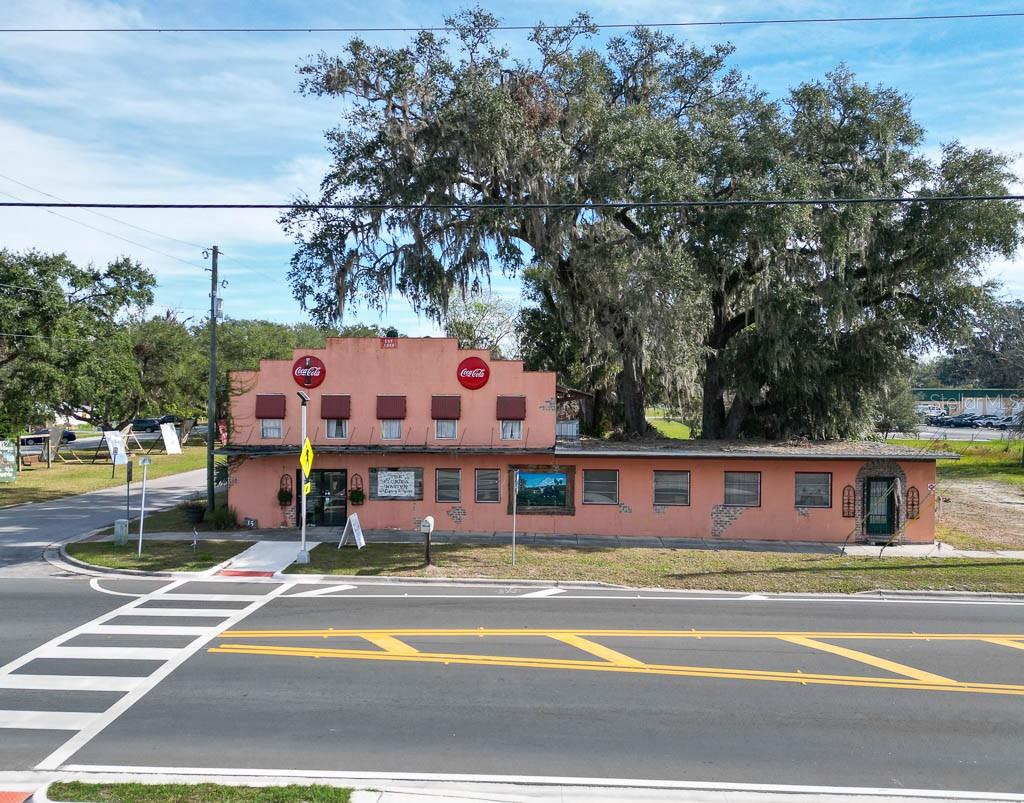 15 S Market Blvd Property Photo 1