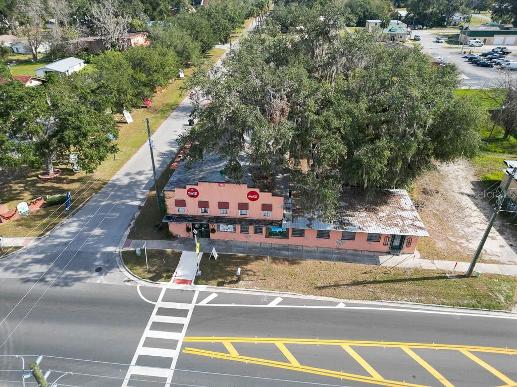 15 S Market Blvd Property Photo 9