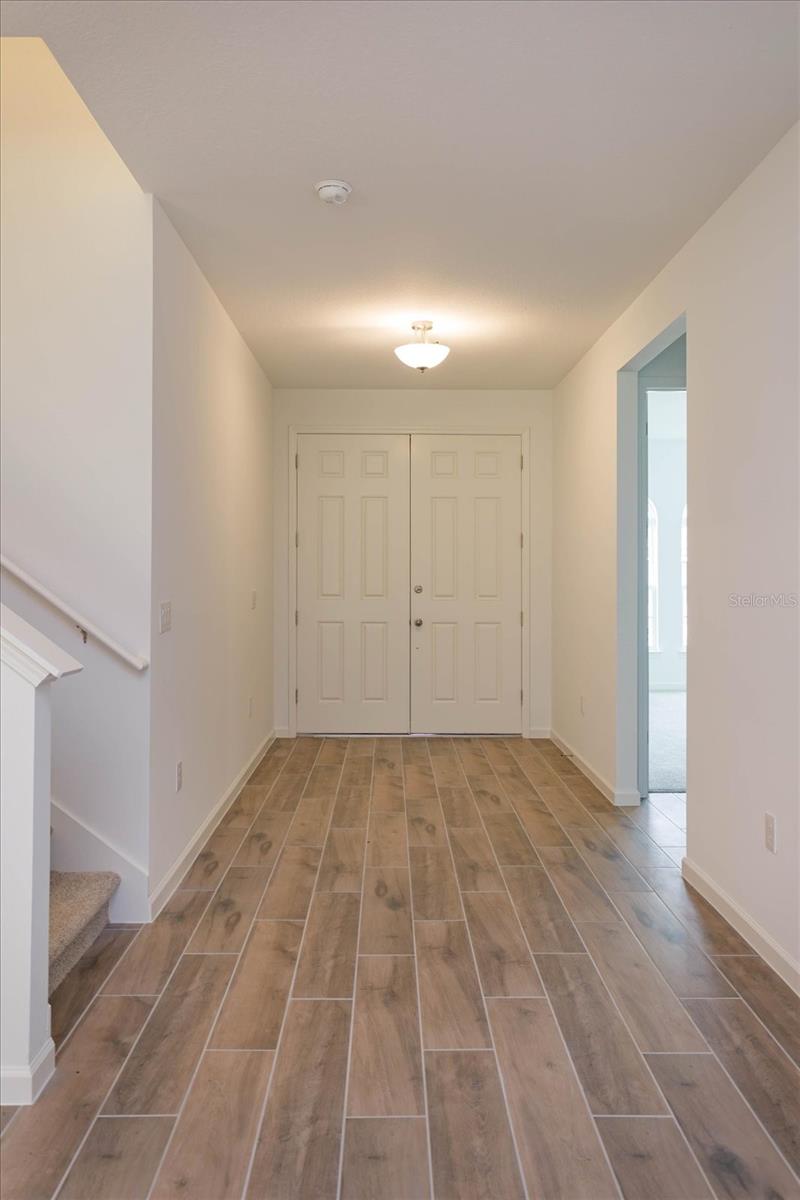 2137 Sunshine Peak Dr Property Photo 2