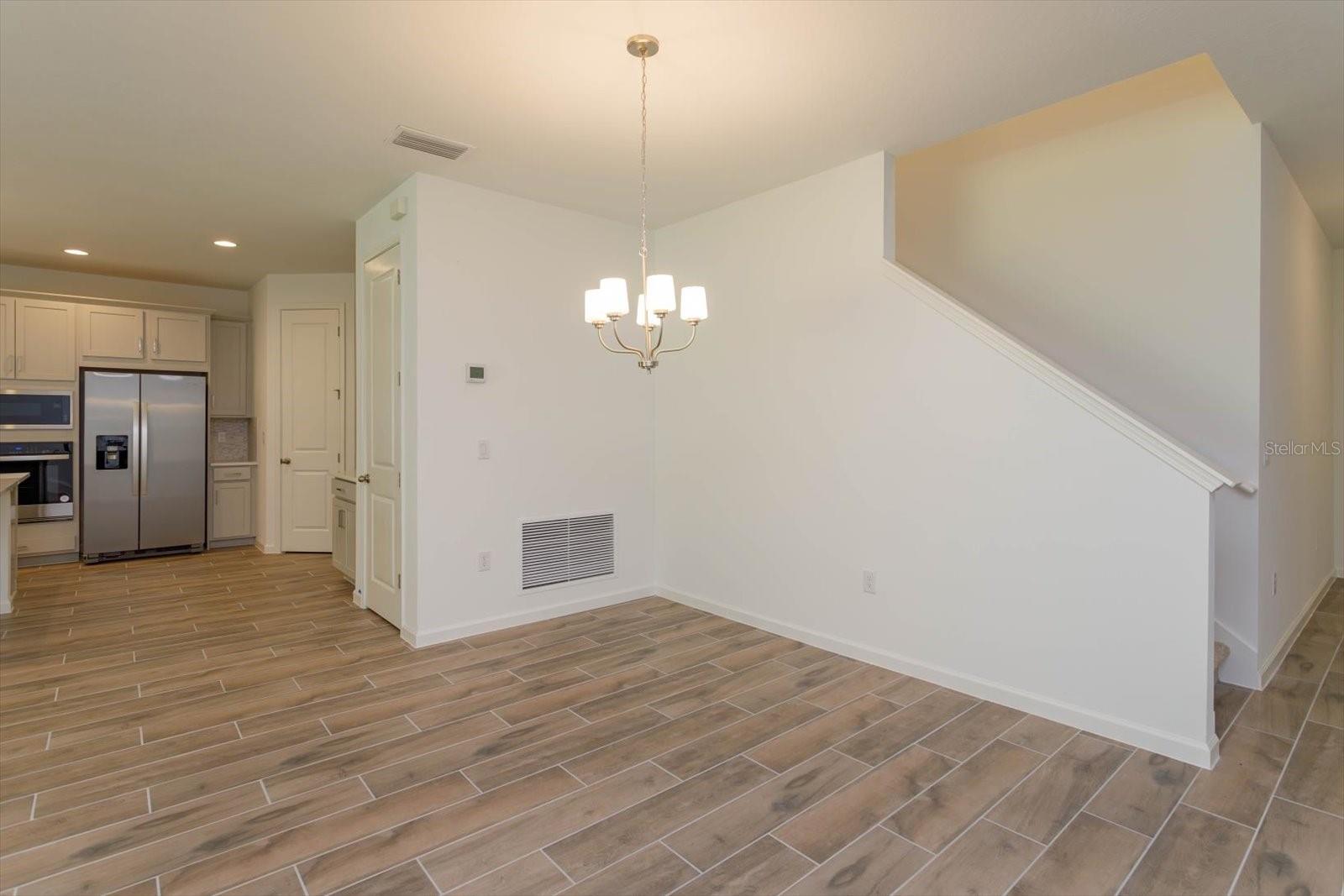 2137 Sunshine Peak Dr Property Photo 4