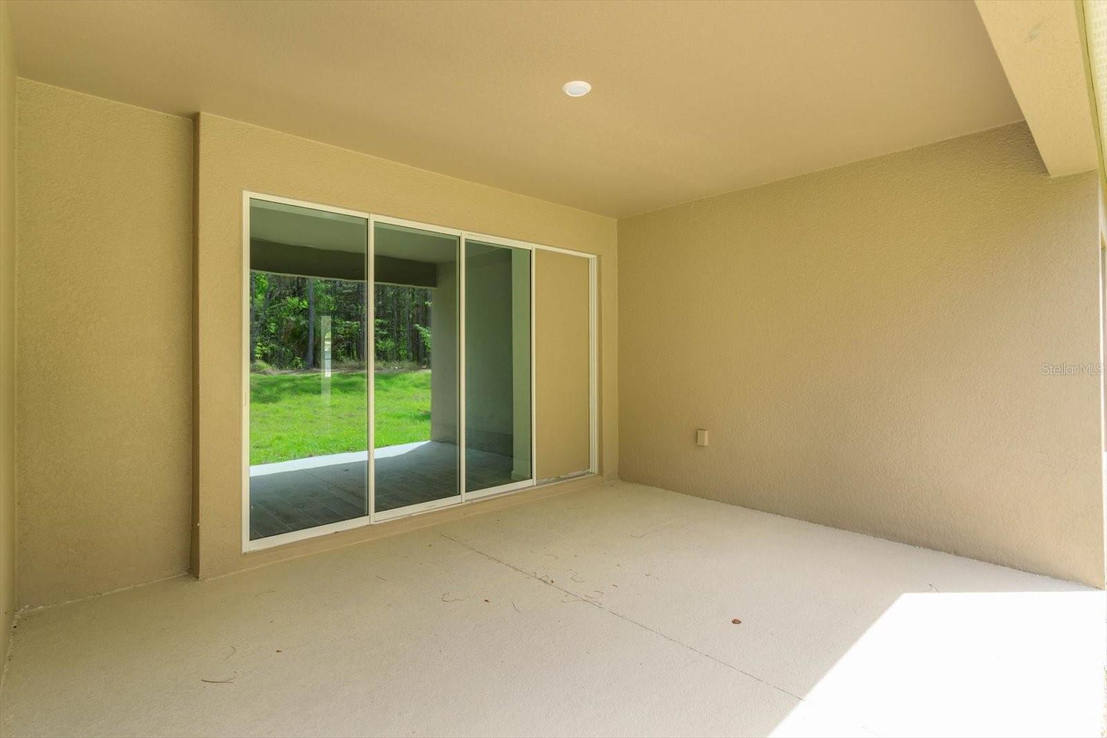 2137 Sunshine Peak Dr Property Photo 24