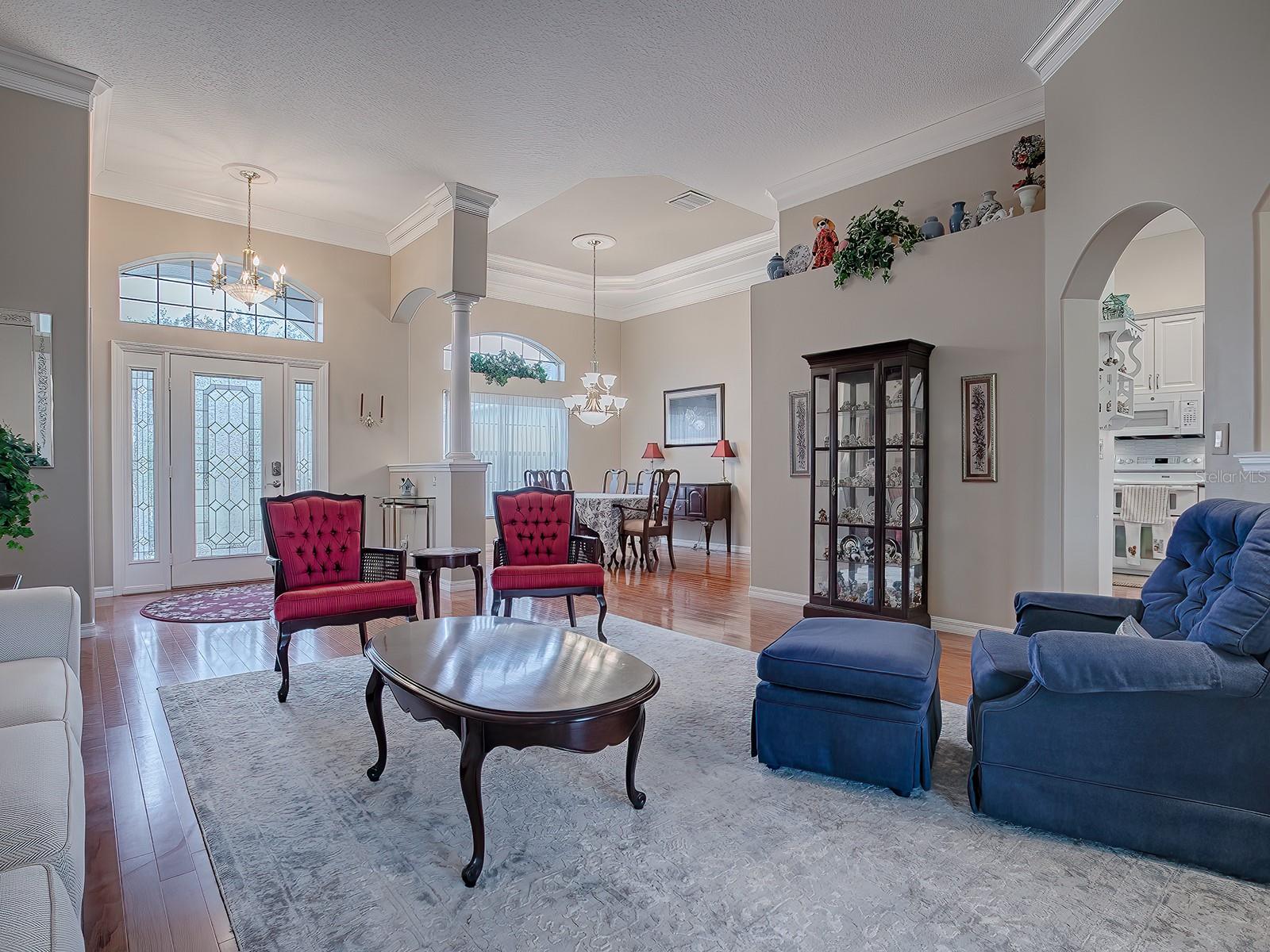 5626 Squires Dr Property Photo 6