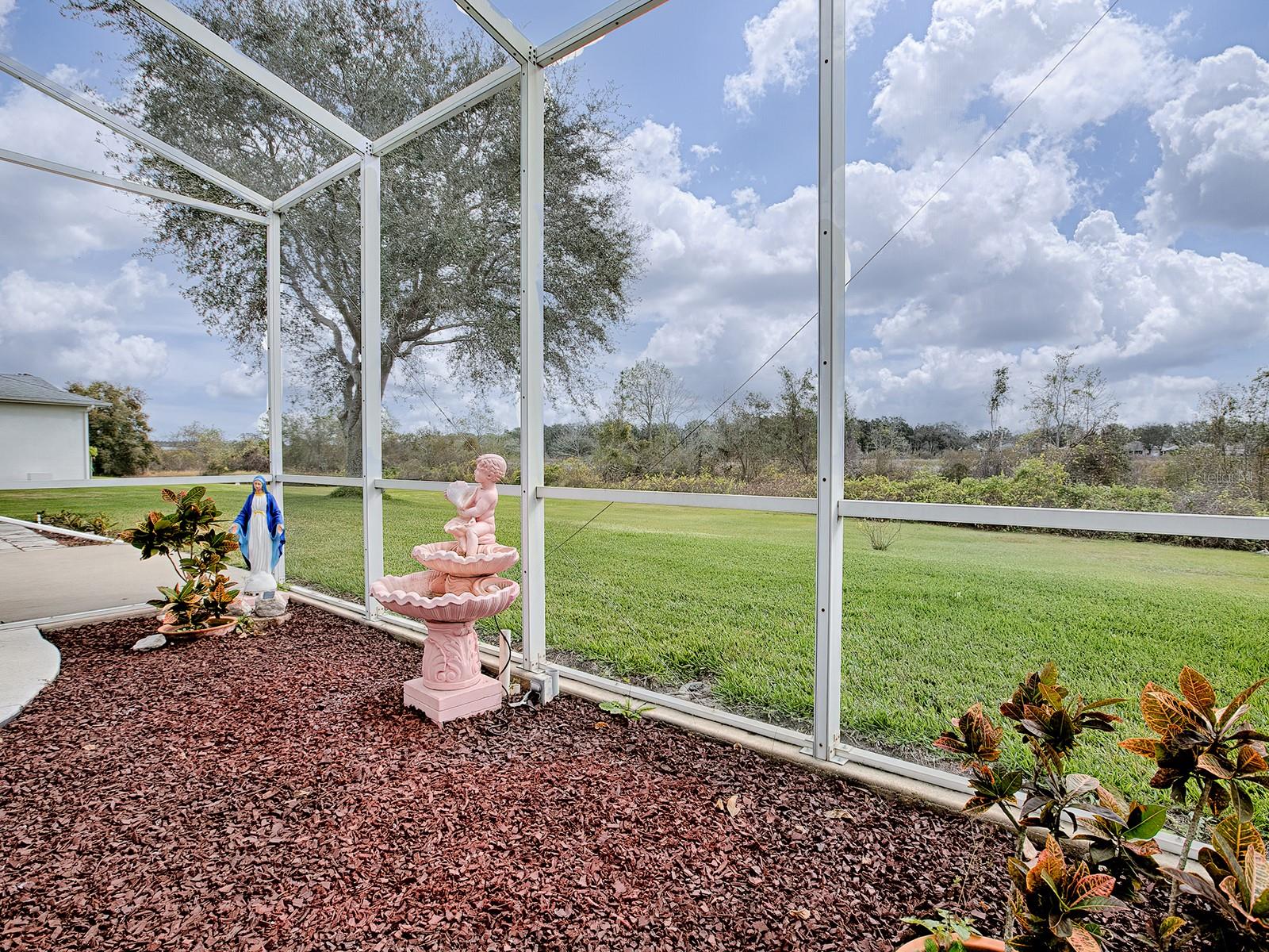5626 Squires Dr Property Photo 40
