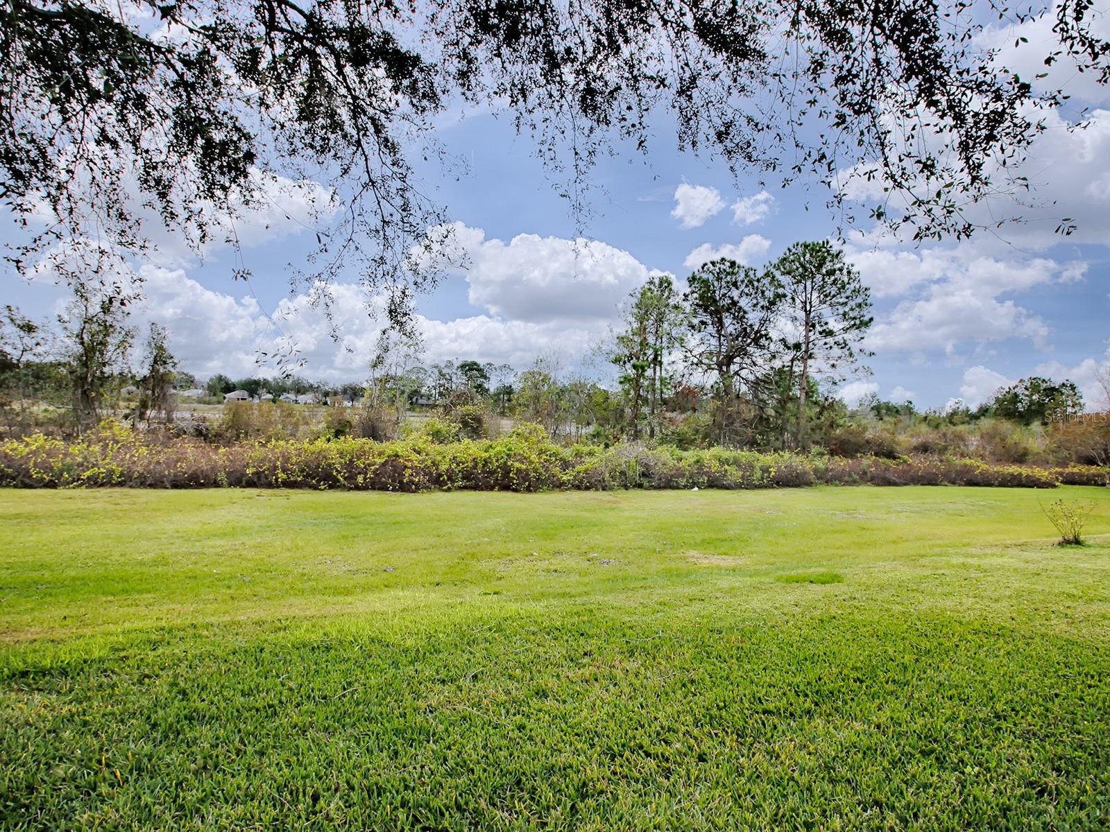 5626 Squires Dr Property Photo 45