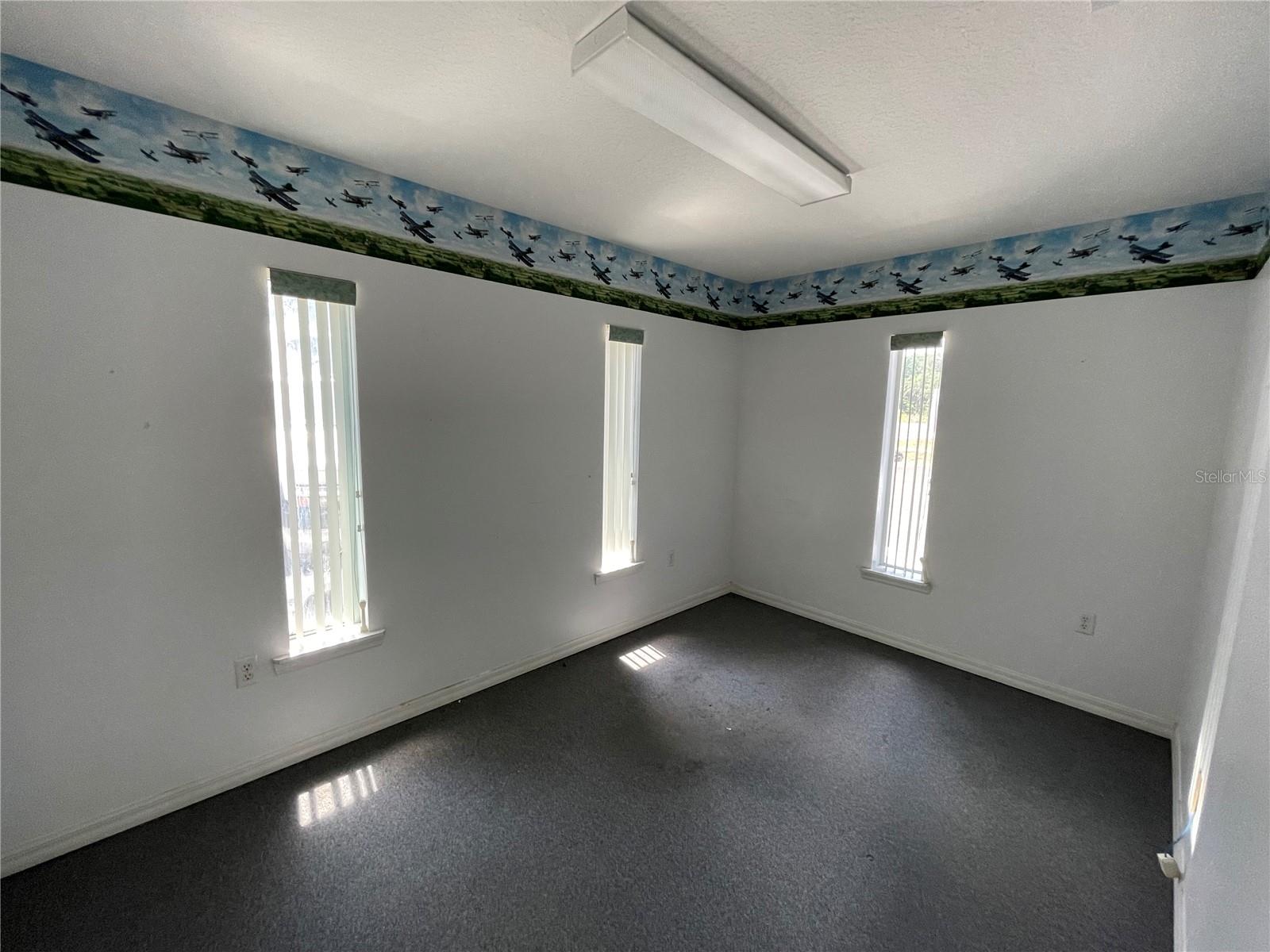 2145 Us Highway 441 Property Photo 10